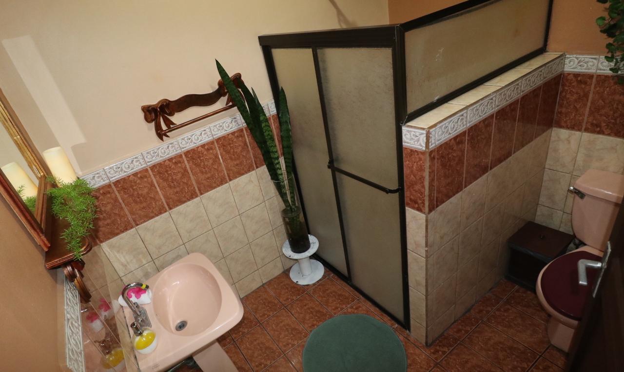 Hotel Casa Aura Картаго Экстерьер фото
