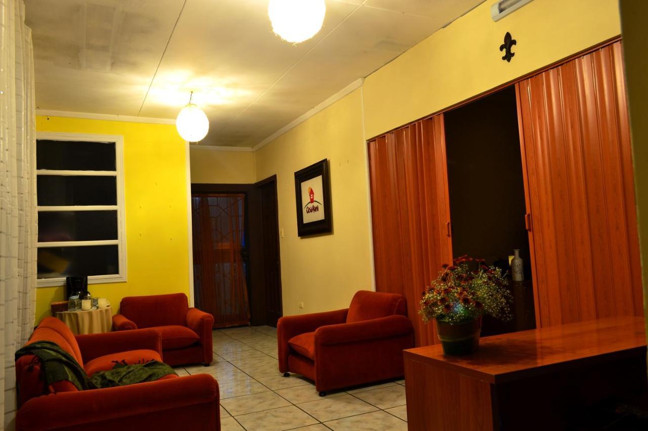 Hotel Casa Aura Картаго Экстерьер фото